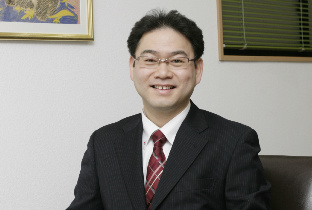 小島代表