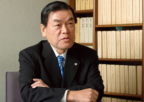 前納　秀夫代表